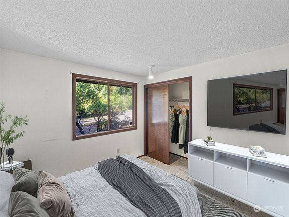 5th image of 8722 104th Street SW