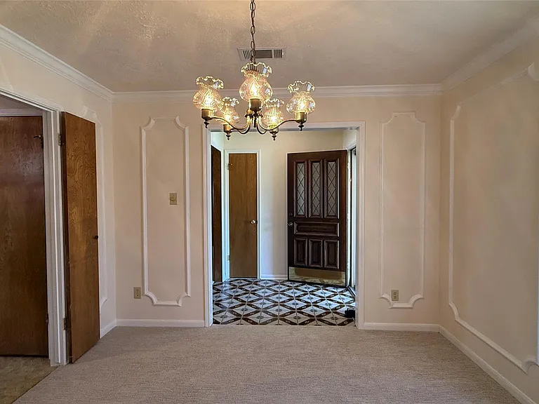 6223 Denmark Dr — Photo 5
