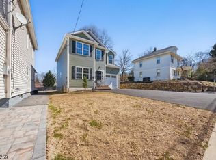 17 Church St, Budd Lake, NJ 07828