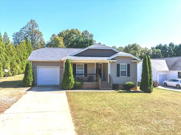 188 Periwinkle St, Lincolnton, NC 28092