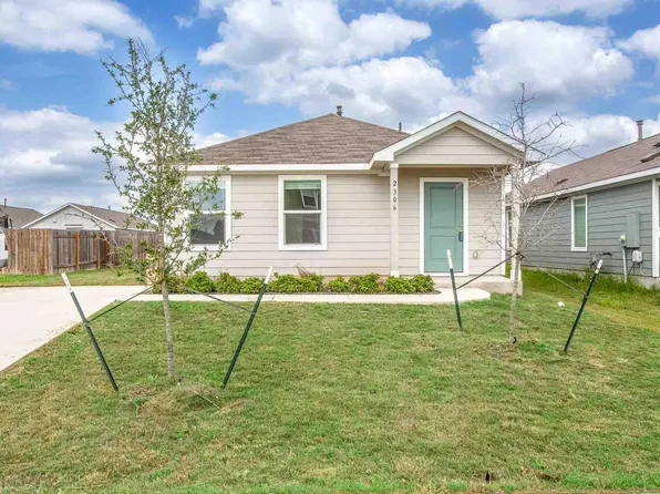 2306 Tornado Aly, Lockhart, TX 78644