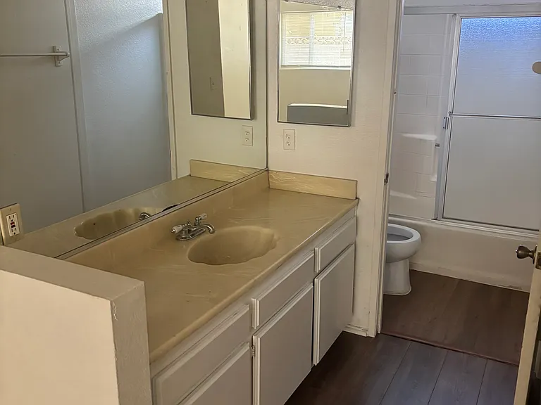 1335 S Centre St — Photo 6
