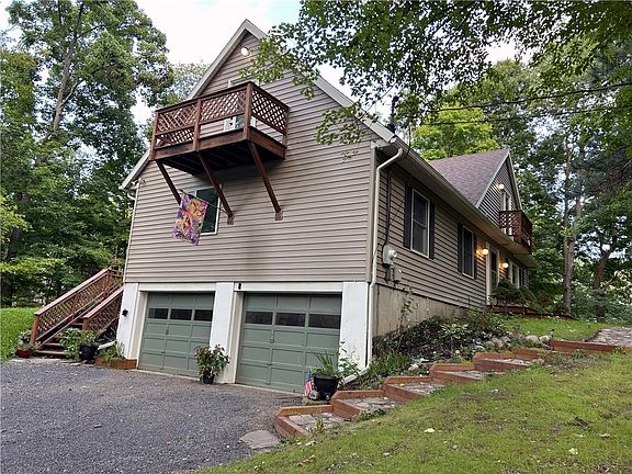 2nd image of 400 Enfield Falls Rd