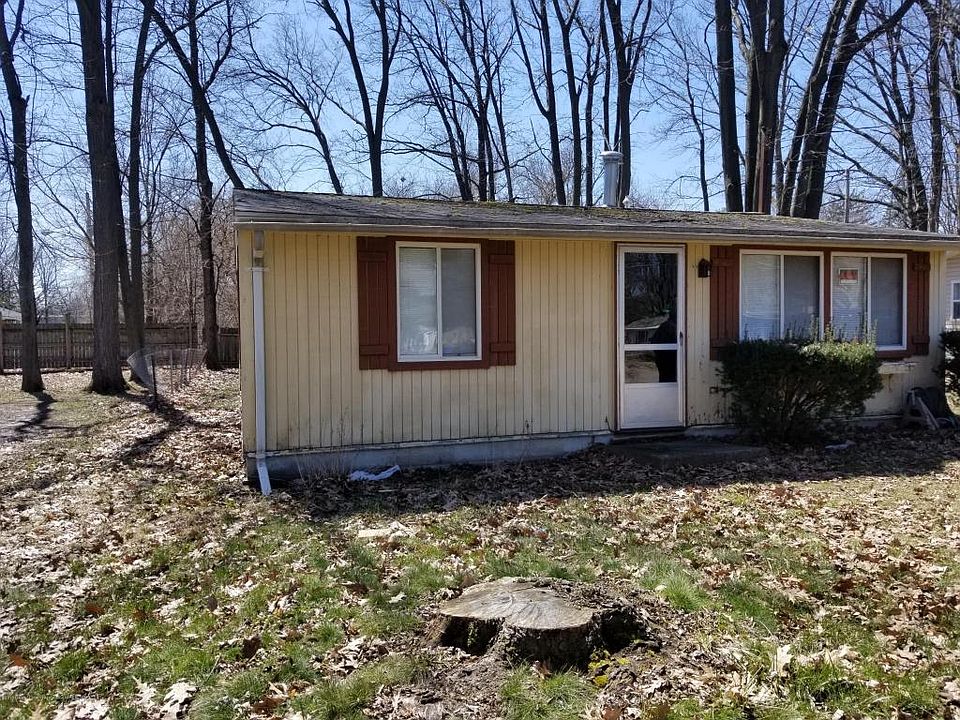 2nd image of 2621 Fielding Dr