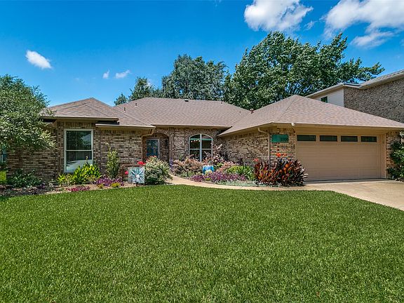 2nd image of 3709 Fieldcrest Ln
