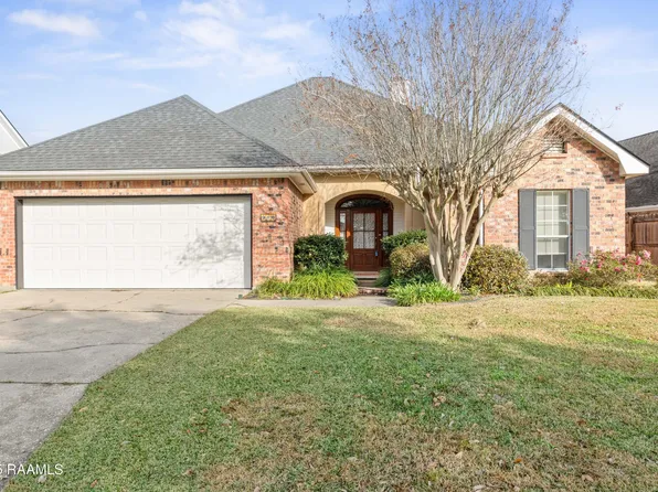 210 Tuscany Valley Dr, Lafayette, LA 70506