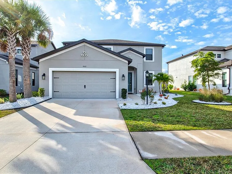 9312 Tequila Sunrise Dr — Photo 1