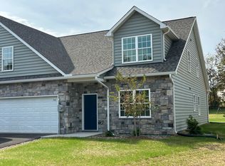 754 Hykes Rd, Greencastle, PA 17225