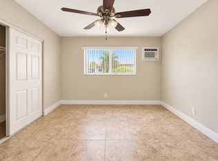520 NE 44th St APT 1, Boca Raton, FL 33431