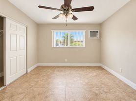 520 NE 44th St, Boca Raton, FL
