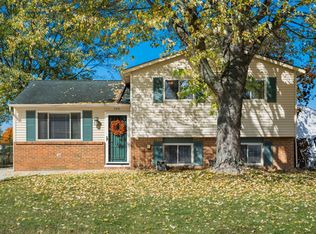 285 Parkdale Dr, West Jefferson, OH 43162