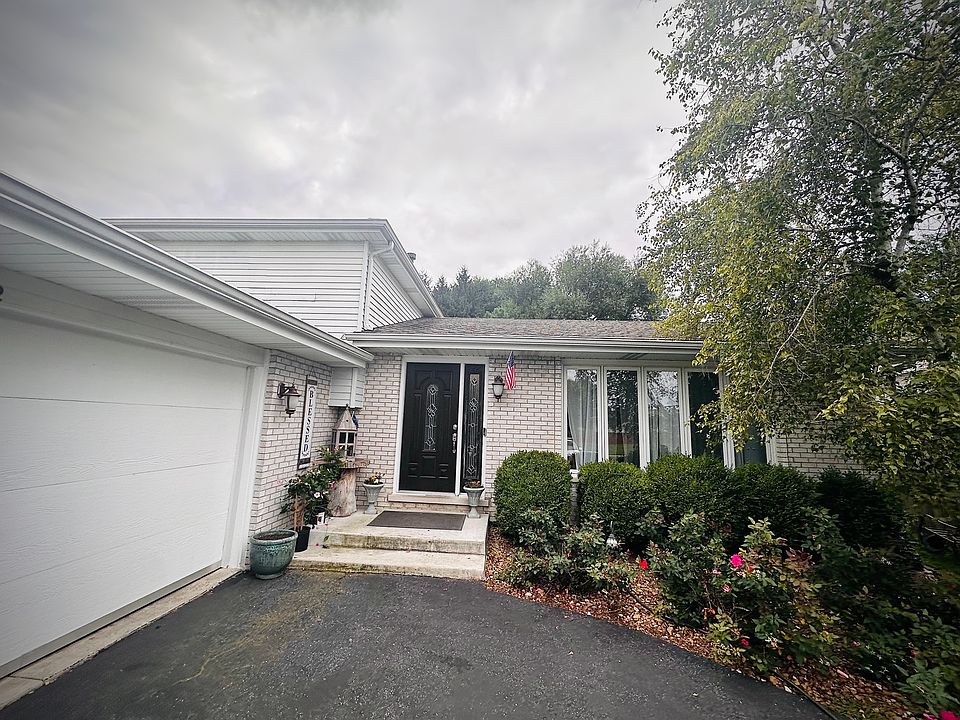 1st image of 7282 Skyline Dr