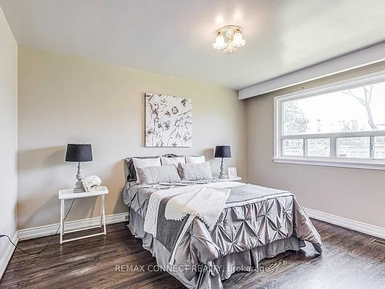 107 Sweeney Dr — Photo 9