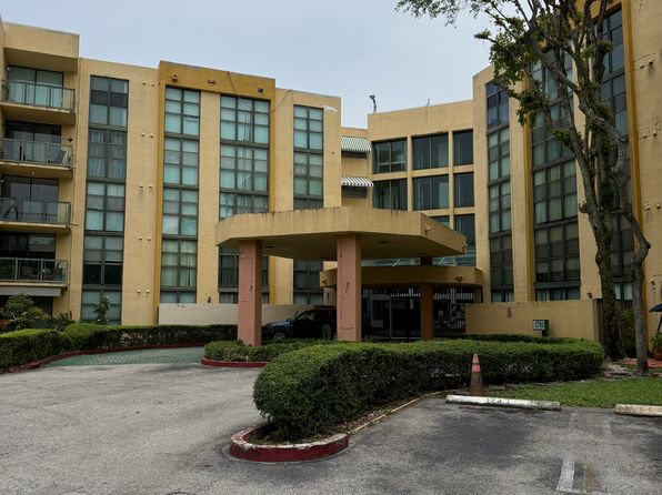 11780 SW 18th St APT 230-2