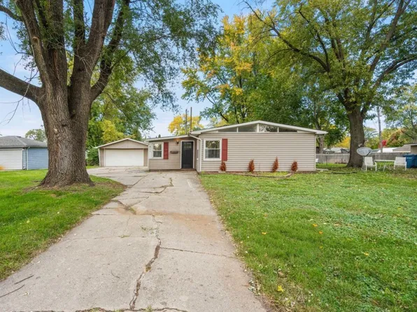 511 Devon Dr, Dyer, IN 46311