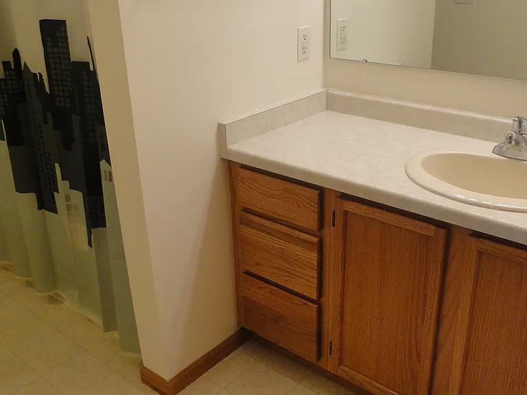 301 Harbour Town Dr #209 — Photo 8