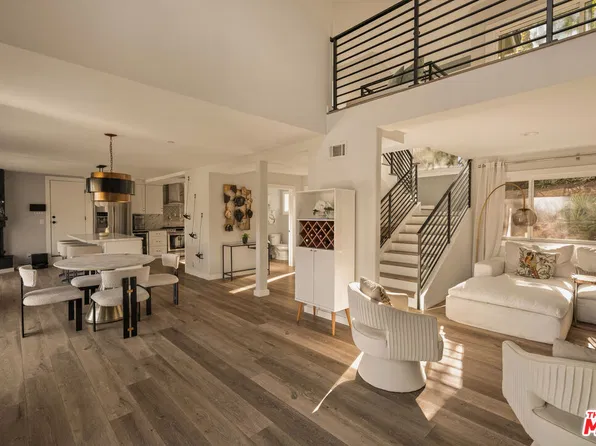 1664 Gladys Dr, Glendale, CA 91206