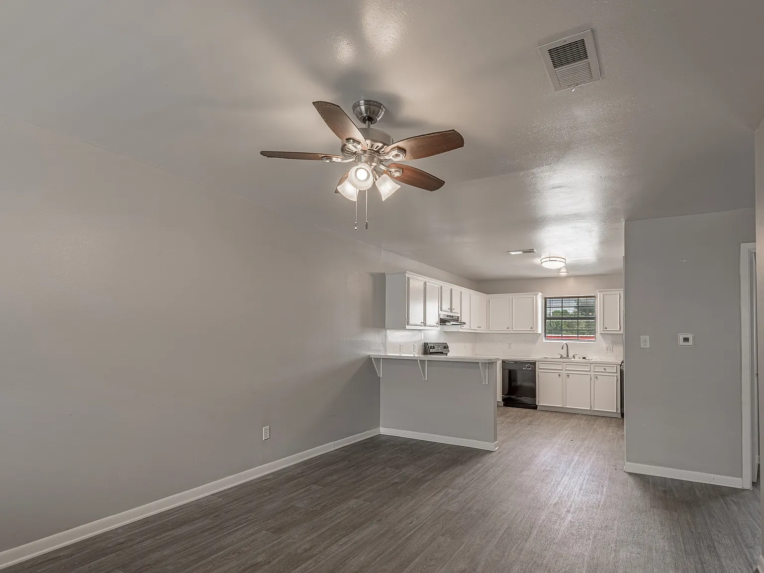600 Palm St — Photo 4