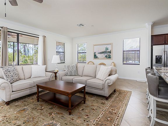 5th image of 1636 Vizcaya Ln