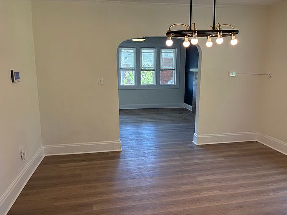 3rd image of 988 Cleveland Ave Unit 2