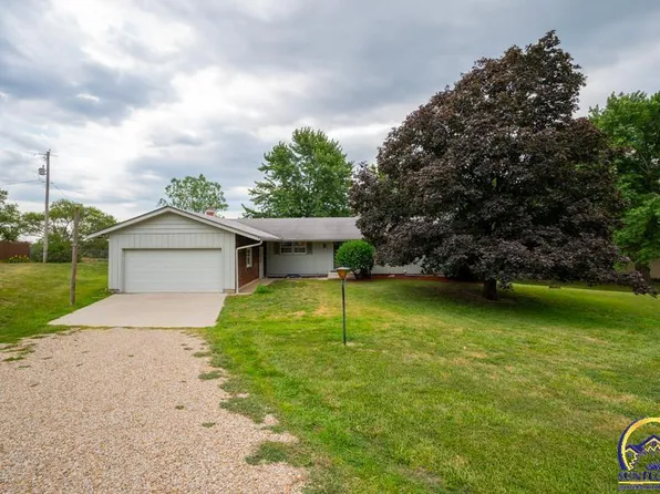 4830 NW Pottawatomie Rd, Topeka, KS 66618