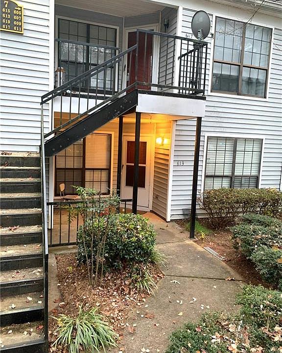 1st image of 613 Windchase Ln