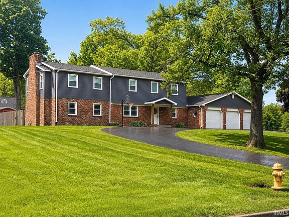 2nd image of 2201 Eastbrook Dr