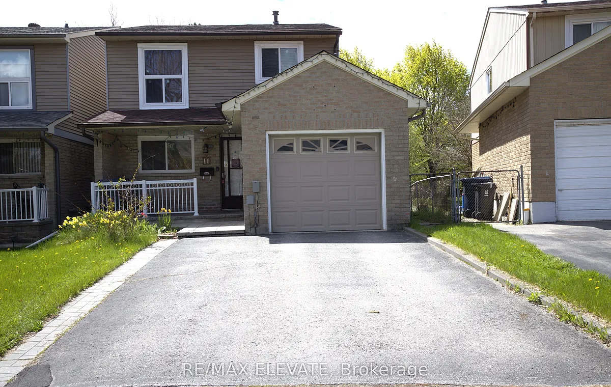 Building Photo - 11 Nabob Cres #UPPER