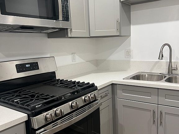 New kitchen cabinets and appliances