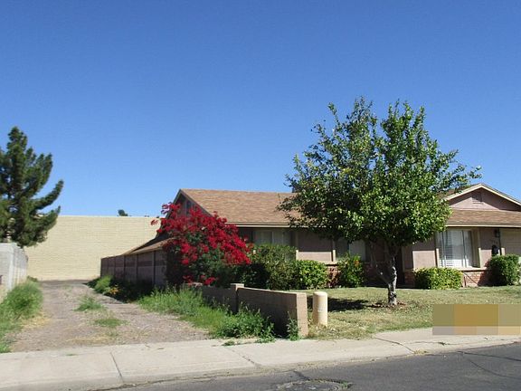 3rd image of 1896 E Greenway Dr