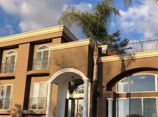 520 N Sunset Canyon Dr, Burbank, CA 91501