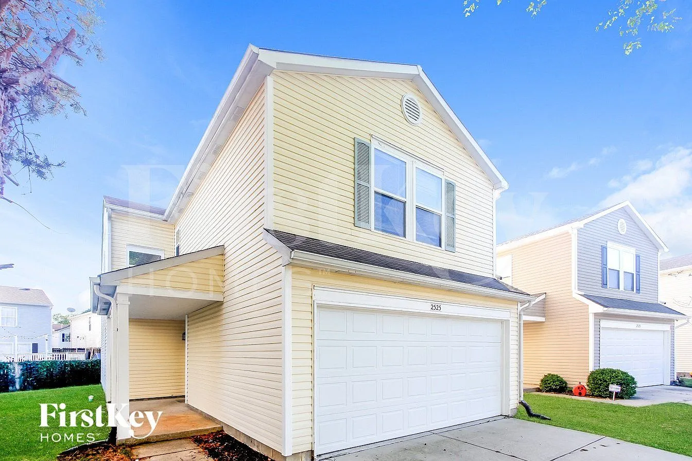 4 bed, 2.5 bath, 1897 sqft, $2,150 — Photo 2