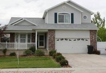 1st image of 807 Country Club Dr