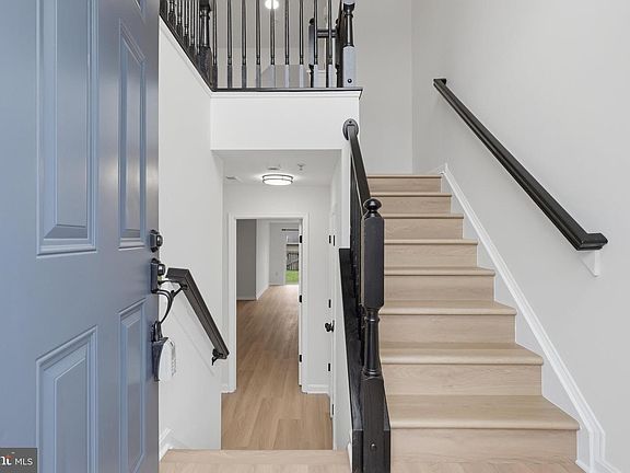 3rd image of 1904 Fieldstone Way
