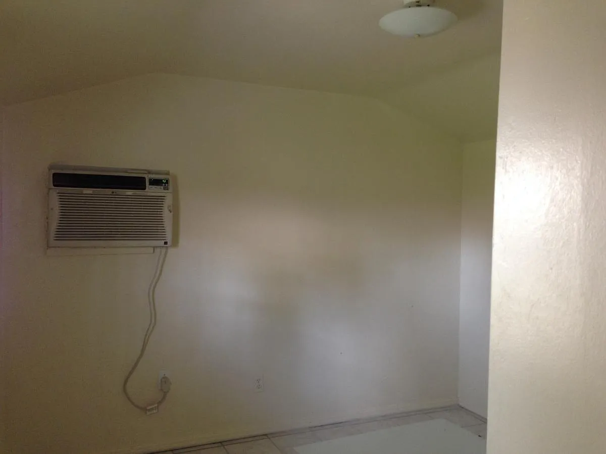 Building Photo - SW 92nd Ct
