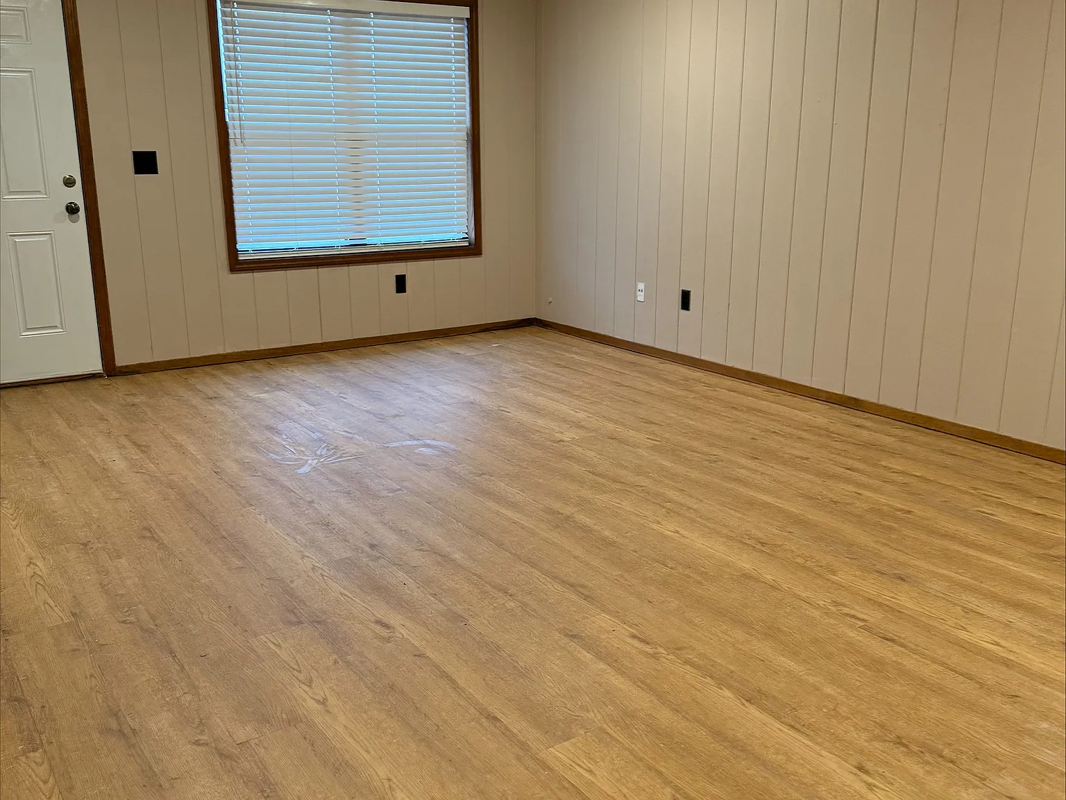 2 bed, 1120 sqft, $1,180 — Photo 2