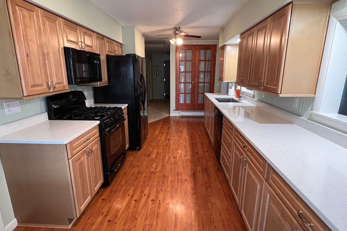 2926 Lake Ave, Osseo, MI 49266 MLS 24010272 Zillow