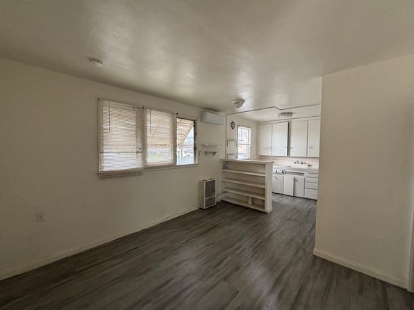 9217 Las Tunas Dr #4