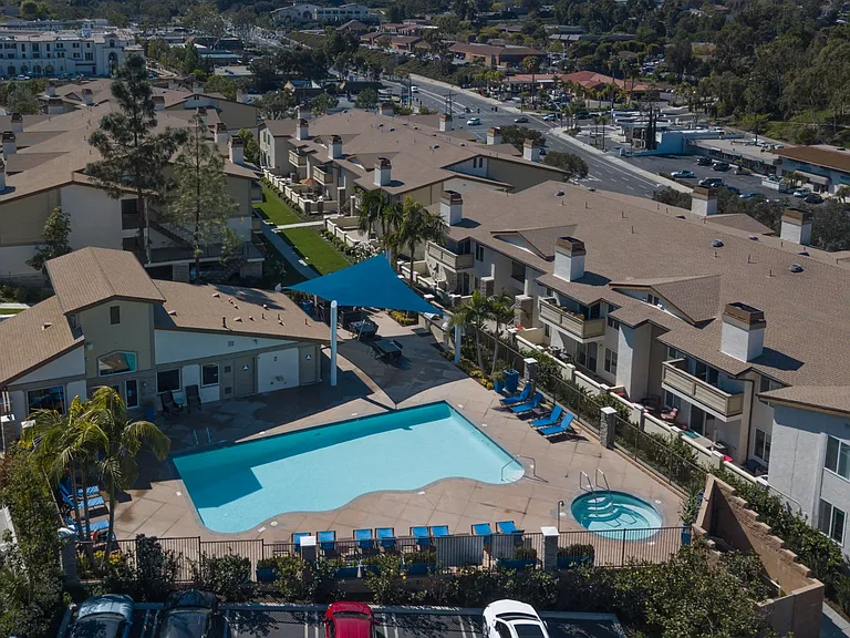 The Vista at Laguna — Photo 14