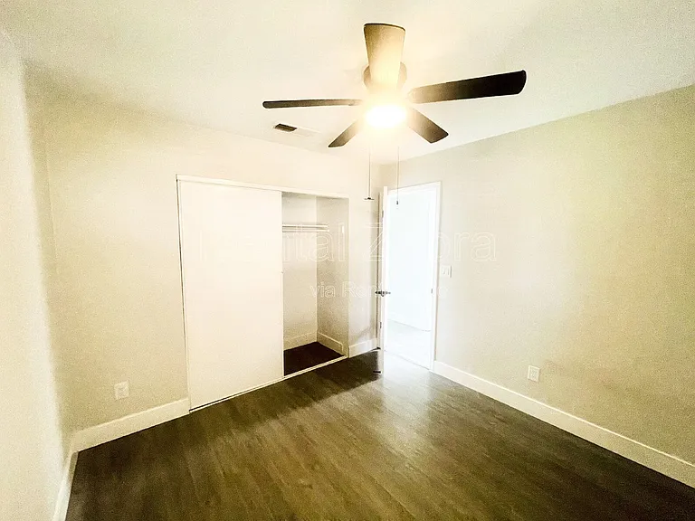 423 El Portal Ct — Photo 16