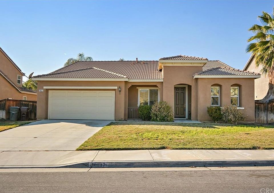 1st image of 14637 Red Gum St