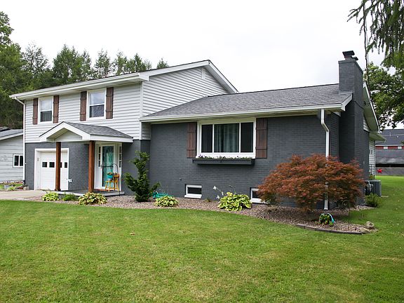 2nd image of 232 Township Road 1107