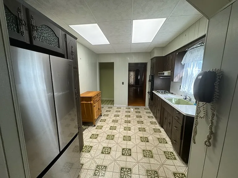 330 Stuyvesant Ave #1 — Photo 6