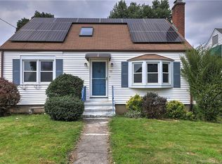 35 Lincoln St, West Haven, CT 06516