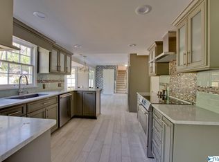 1217 Deborah Dr SE, Huntsville, AL 35801