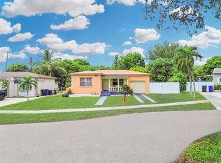 15770 NE 18th Ct, North Miami Beach, FL 33162