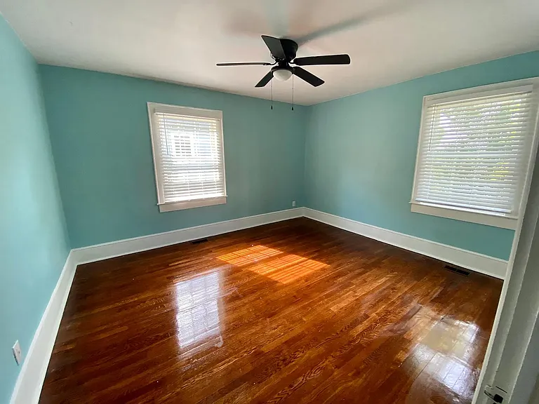 814 Carolina Ave — Photo 14