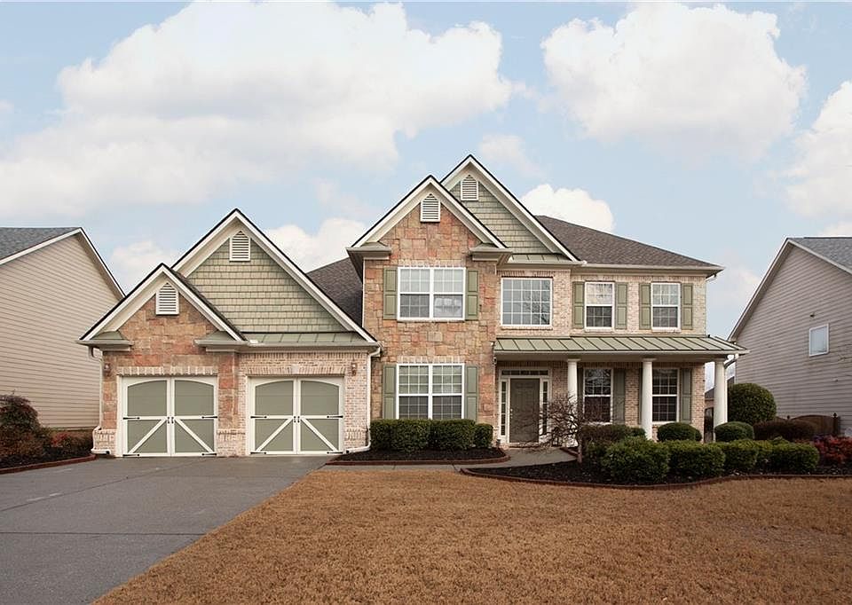 2nd image of 126 Northbrooke Trce