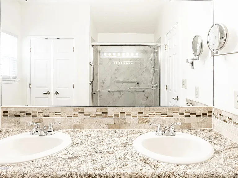 1911 Maple Park Dr — Photo 15