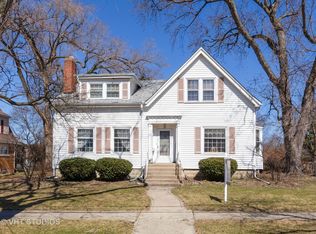 708 Hastings St, Park Ridge, IL 60068